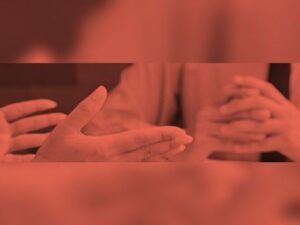 Mener des entretiens clients efficaces et alignés